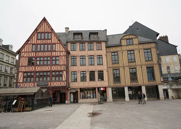 Apartment Place Du Vieux Marche *